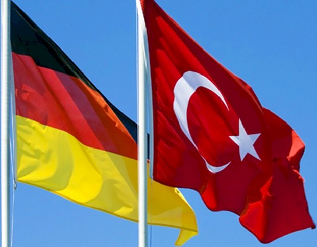 ALMANYA VE TÜRKİYE TURİZMİ AÇILIYOR'MU.