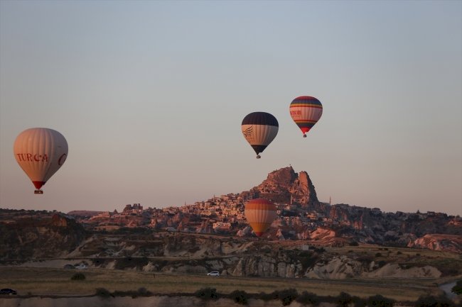 KAPADOKYA’ DA BALONLARIN ÖZGÜRLÜĞÜ