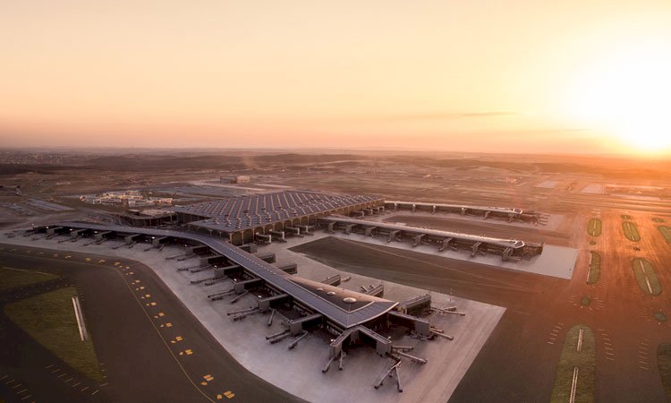 ABD Havalimanlarında Koronavirus kontrolü Anlamsız Olduğunu Düşünüyor