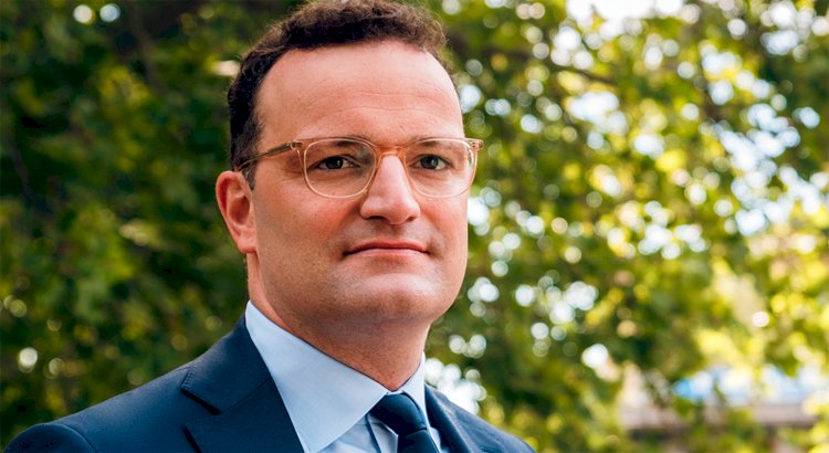 Almanya Sağlık Bakanı Yurt dışı tatile karşı uyardı