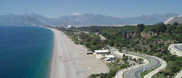 Yerli ve yabancı sektör temsilcileri turizmi tartışacak