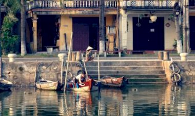 Gelenler yüzde 70'ten fazla düşerken turizm 1990 seviyelerine geri döndü