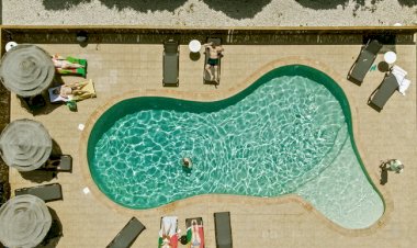 İnsanlar 2021 için tatillerini rezerve etmek için arıyorlar