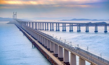 Çin, boğazlar arası seyahati artırmak için Fuzhou-Pingtan demiryolunun açılışına başladı