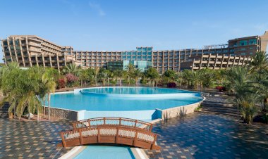 Oteller ücretli karantina merkezi haline geldi