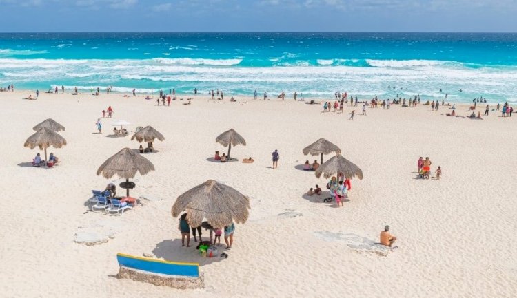 Meksika'nın Cancun şehri Ocak ayında 1.3 milyon ziyaretçiyi ağırladı