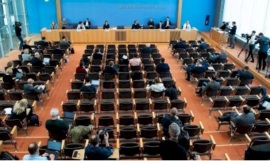 Alman Hükümeti, Korona Krizi Hakkında Bilgi Verdi